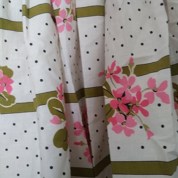 Vintage Handmade 1960’s Floral Print Half Apron - Picture 5 of 11